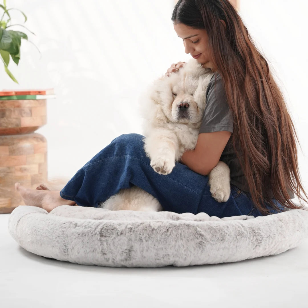 ROYALS RORE 2-in-1 Temperature-Regulating Dog Bed - Greystone